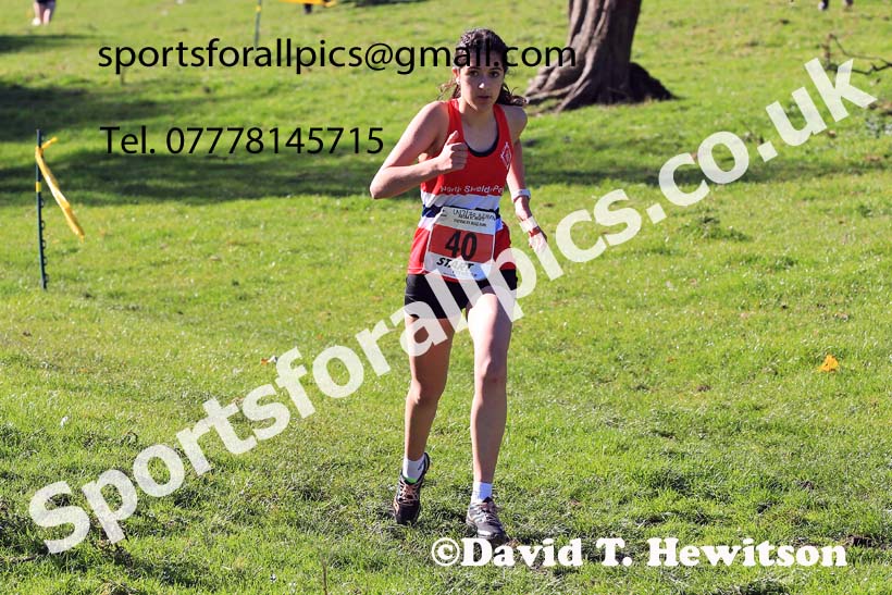 Womens under-17s and under-20s, 2022 NECAA Cross Country Relays, Thornley Hall Farm, Peterlee, County Durham, October 15th. Photo: David T. Hewitson/Sports for All Pics